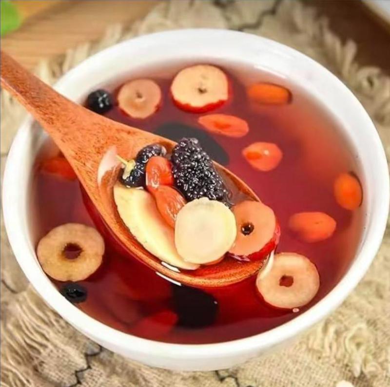Herbata z żeń-szenia i pięciom – Herbal Wellness recenzja i cena